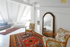 Гостиница Sunrise Attic  Арона